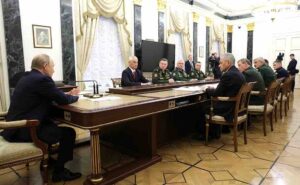 Poutine réunit les chefs de districts militaires
