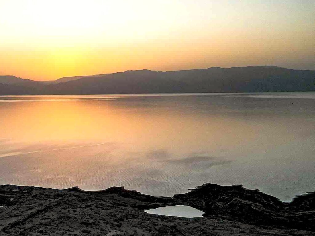 Aurore sur la Mer Morte