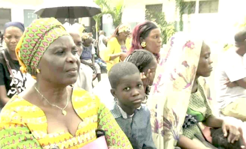 Culte dans la paroisse EEC de Moukondo à Brazzaville