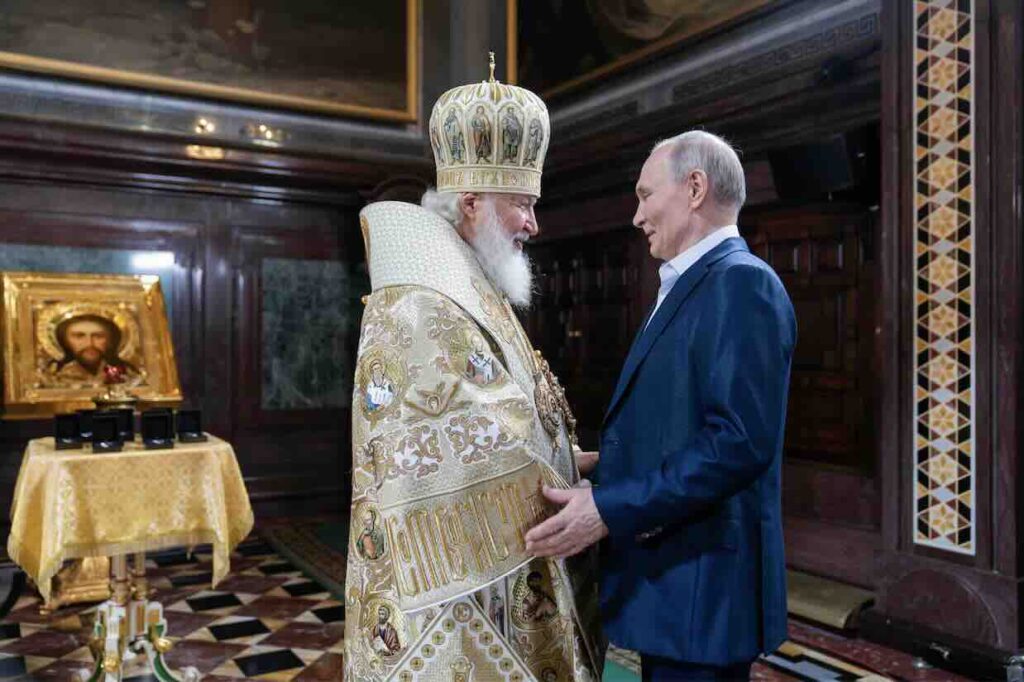 Kirill et Poutine après la messe de Noël du 7 janvier 2025 à Moscou.