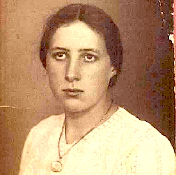 Détail d'une photo de Hanka Grothendieck (mère d'Alexandre Grothendieck) en 1917.