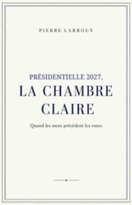 Couverture du livre "La chambre claire" de Pierre Larrouy